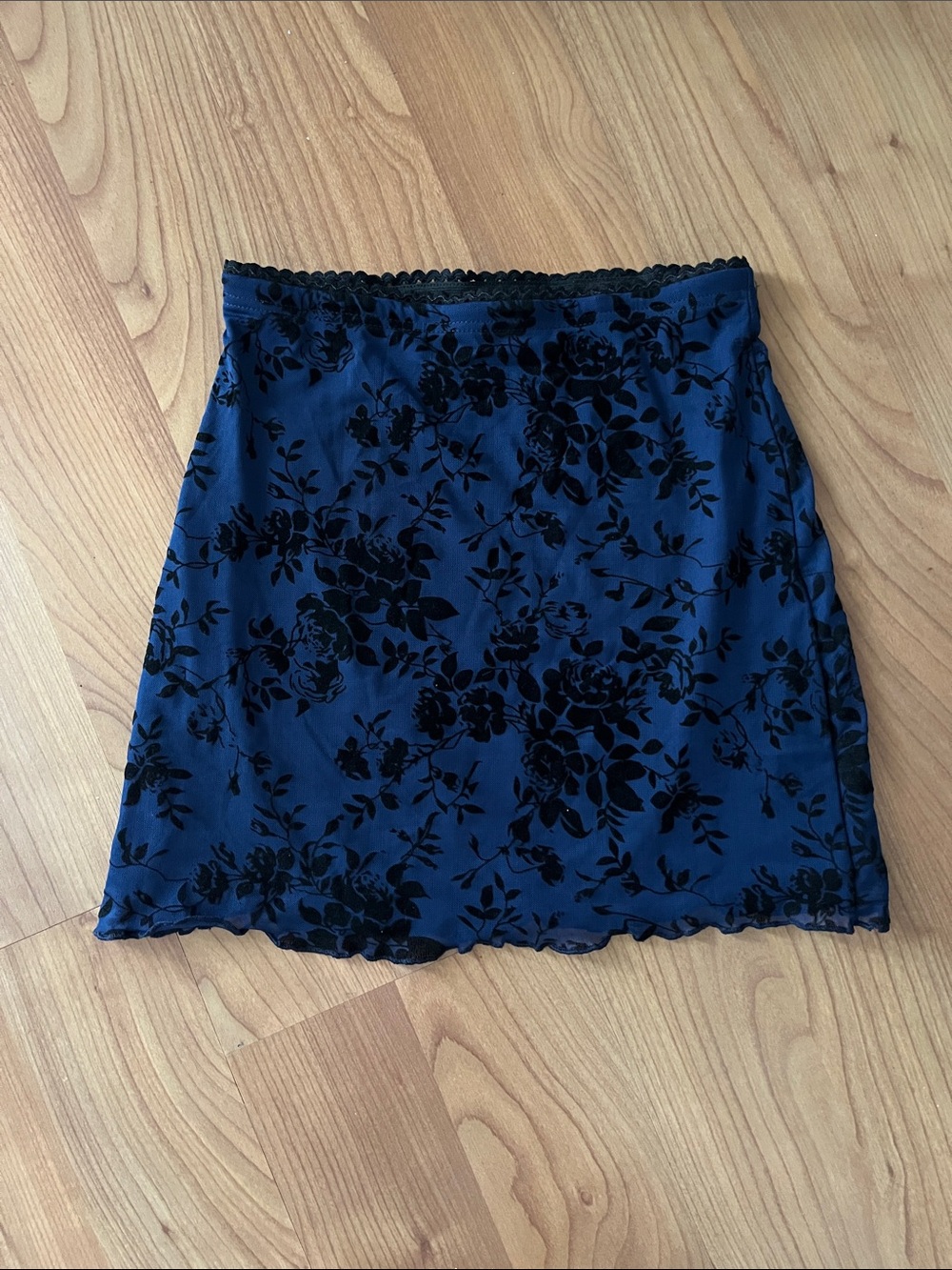 Women's Navy Blue Floral Velvet Burnout Mini Skirt